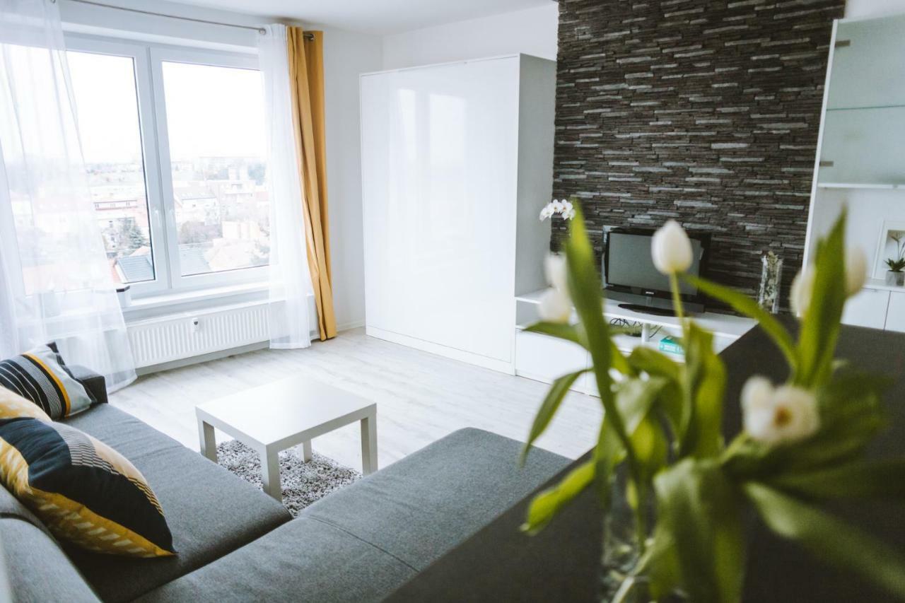 Design Apartment, The City Centre Close To The Health Spa Piest'any Eksteriør billede