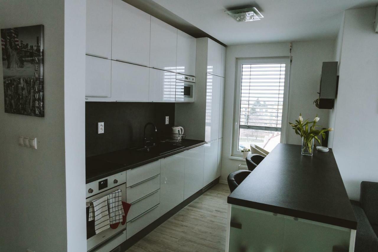 Design Apartment, The City Centre Close To The Health Spa Piest'any Eksteriør billede